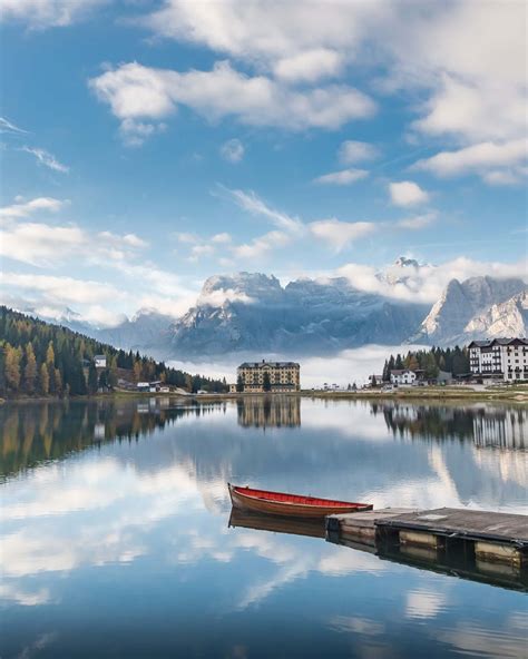 7 Stunning Lakes In The Dolomites To Visit - Gemini Gypsy Diaries