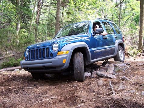 2006 Jeep Liberty Problems Include Several Fire Risks, Suspension ...