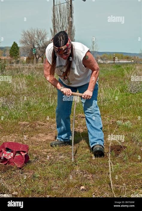 Native american digging stick hi-res stock photography and images - Alamy