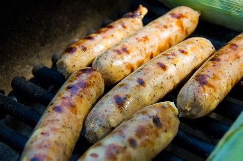 Homemade Chicken Apple Sausage Recipe :: The Meatwave