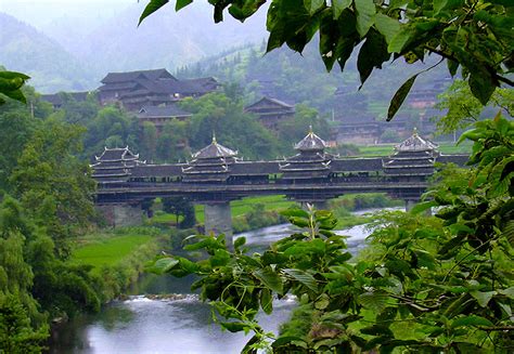 Chengyang Bridge and the surrounding Dong villages - Holachina.com