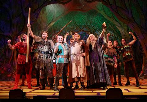 REVIEW: ‘Robin Hood’ – Milton Keynes Theatre, Christmas 2018 - Georgina ...