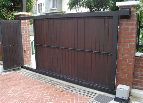 Residential Sliding Gate Design