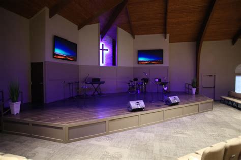 2nd Mile Church Stage Design - Church Interiors, Inc.