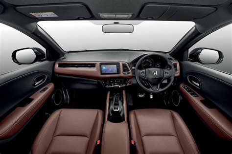 Honda HR-V RS now available with new dark brown leather interior option ...