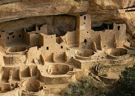 Ancestral Puebloan cliff dwellings. Mesa Verde has over 4000 ...