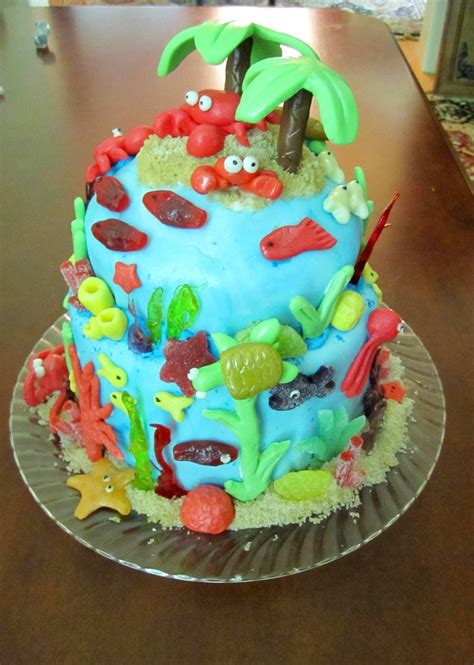 Leafy Tree Tops: Coral Reef Ocean theme Cake