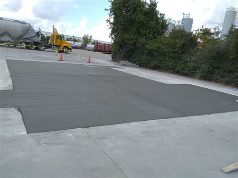 Concrete Parking Lot Repair, Installation & Construction | Dickinson 77539