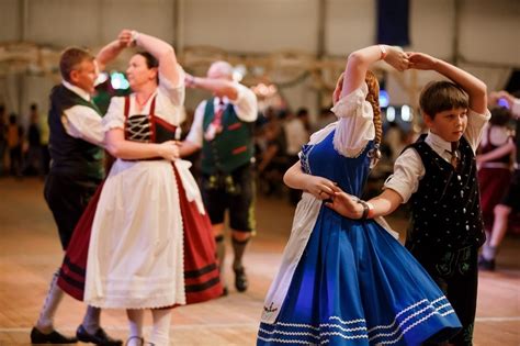 The Alpenrosen Dance Group is returning to Oktoberfest Brisbane to ...