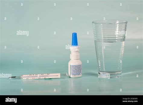 cold and flu medication Stock Photo - Alamy