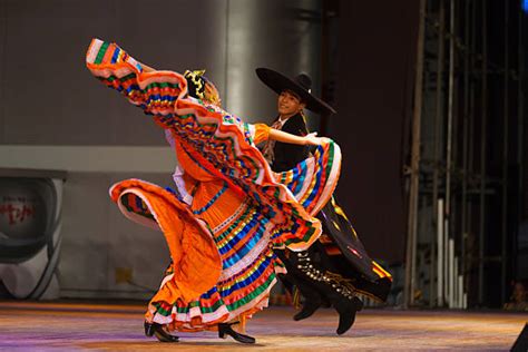 Mexican Hat Dance Stock Photos, Pictures & Royalty-Free Images - iStock