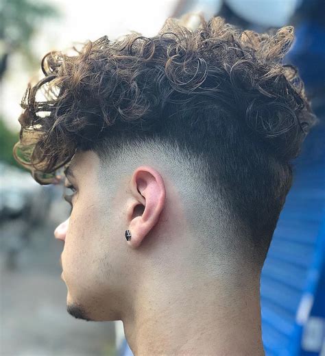 Curly Fade Hairstyles for 2022 | Romans Barbershop