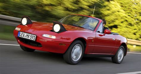 Mazda Offering Restoration Parts For First-Generation Miatas