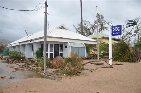 Police remember devastation of Cyclone Yasi 10 years on - Queensland ...