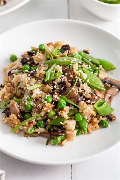 Vegan Mushroom Fried Rice Recipe - Karinokada