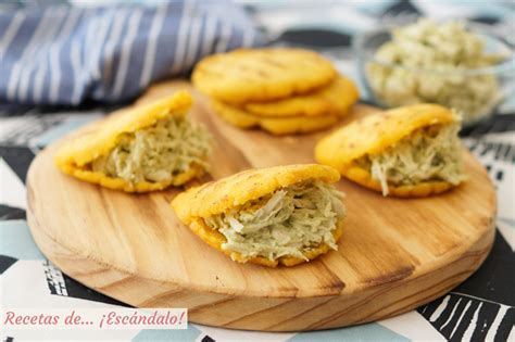 Receta de arepas rellenas de reina pepiada - Recetas de ¡Escándalo!