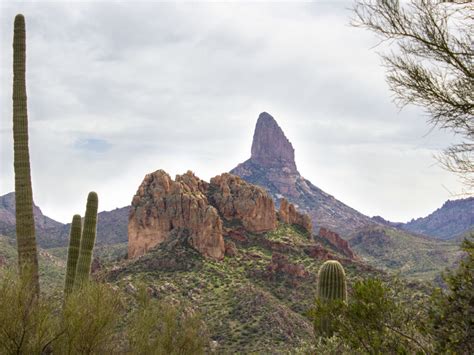 Black Mesa Hiking Trail Loop: Beauty and quiet in AZ's Superstition Mtns.