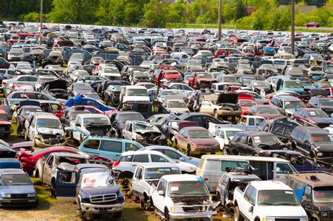 What's the Difference Between Auto Salvage Yards & Scrap Yards ...