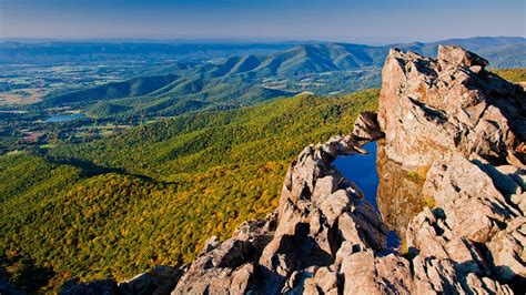 The 8 Best Hikes in Shenandoah National Park - The Geeky Camper