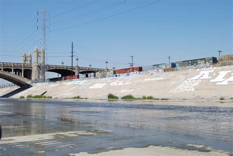 Sciency Thoughts: Flash flooding brings chaos to South California.