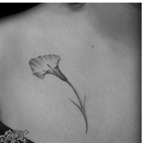 Calla Lily tattoo! | Lily tattoo, Calla lily tattoos, Small lily tattoo