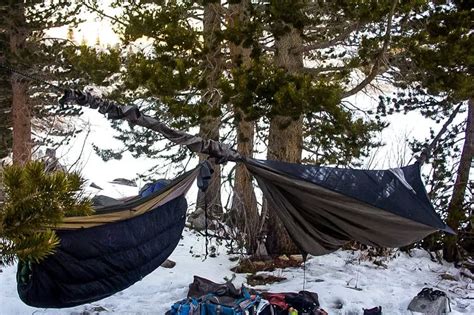 Winter Hammock Camping – The Complete Guide | Kempoo