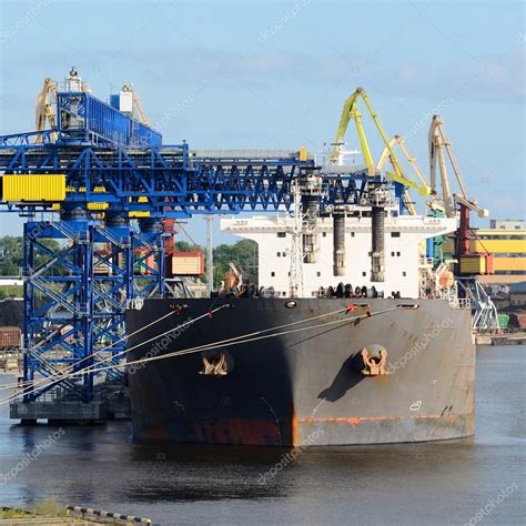 Cargo ship loading Stock Photo by ©alex.stemmer 42689023