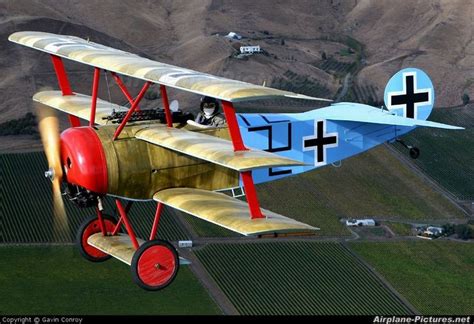 Fokker Triplane | Vintage aircraft, Aircraft, Aviation