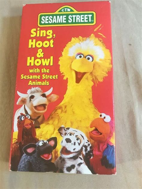 Sesame Street: Sing, Hoot and Howl with the Sesame Street Animals VHS ...