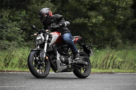 Review of the Honda CB125R: A Stylish and Reliable Ride - moto in world