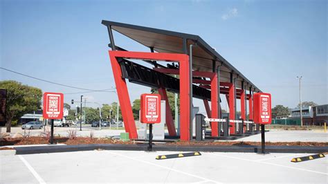 The World's First Drive-Thru-Only KFC Has Opened in Australia ...