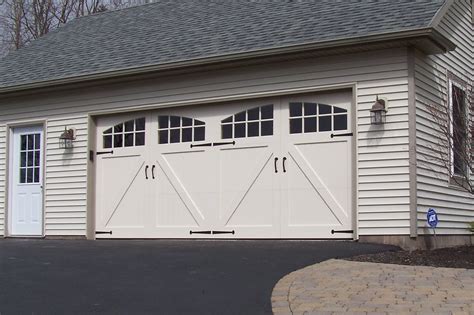 Wood Carriage House Garage Doors - DDM Garage Doors Blog - Dan's Garage ...