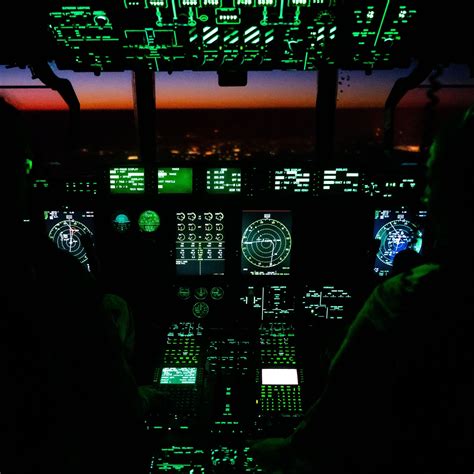 Lockheed C-130J Super Hercules cockpit : r/cockpits