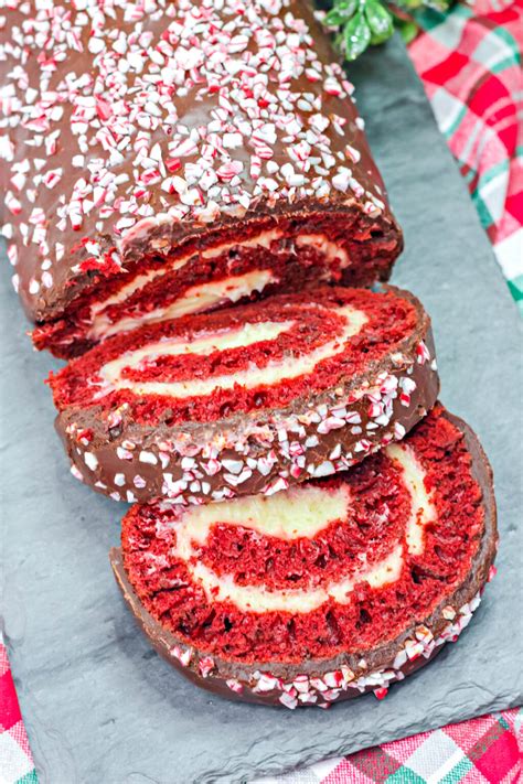 Peppermint Red Velvet Cake Roll – Simplistically Living