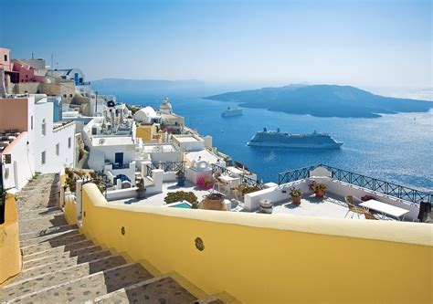 The Magnificent Volcanic Island of Santorini - Explore Greece