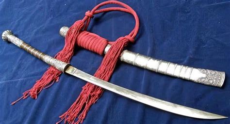 18 Indian Swords: History and Characteristics of Popular Blades