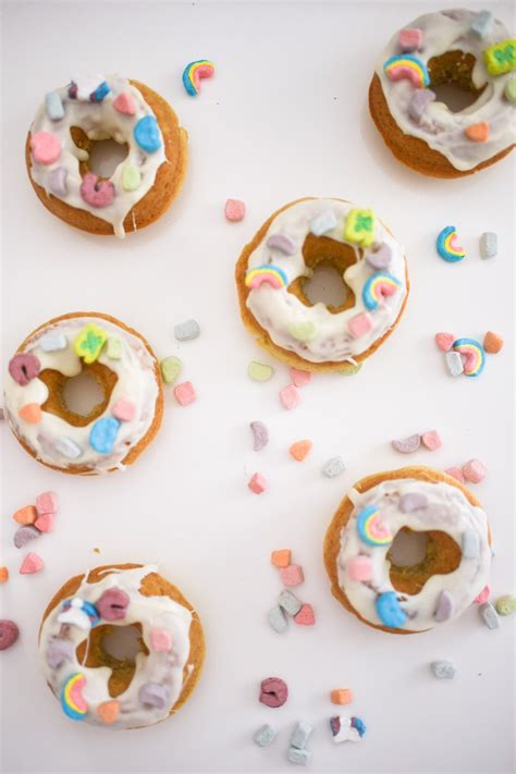 Lucky Charms Donuts - The Mama Notes