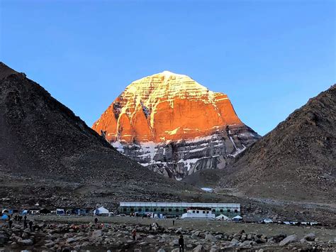 Mount Kailash and Manasarovar Lake Tour | Mount Kailash Tour ...