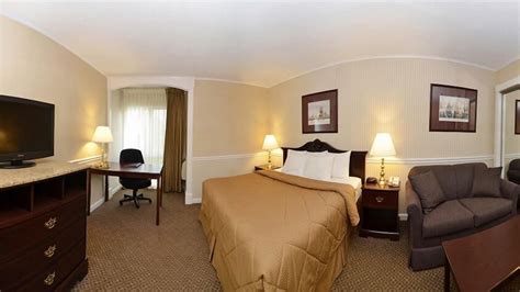 Comfort Inn & Suites Plattsburgh - Morrisonville Plattsburgh, New York ...