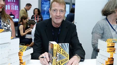 Jack Reacher author Lee Child passes writing baton to brother - BBC News