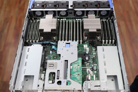 Dell EMC PowerEdge R750 Hands-On - StorageReview.com