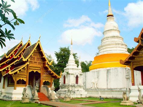 Wat Phra Singh — Stock Photo © thoron77 #1988759