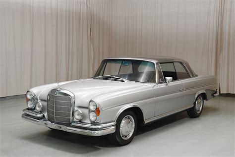 1963 Mercedes-Benz 220SE Coupe