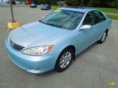 Toyota camry 2004 light blue