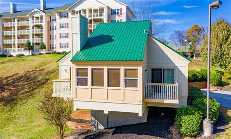 Sunrise Ridge Resort in - Pigeon Forge, TN | Groupon Getaways