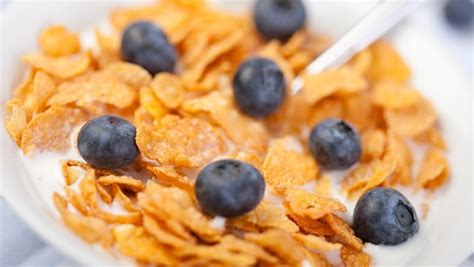 30 Healthiest Cereals - Men's Journal