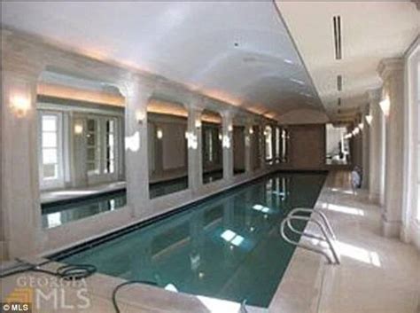 Pictures of Rick Ross house inside - Tuko.co.ke