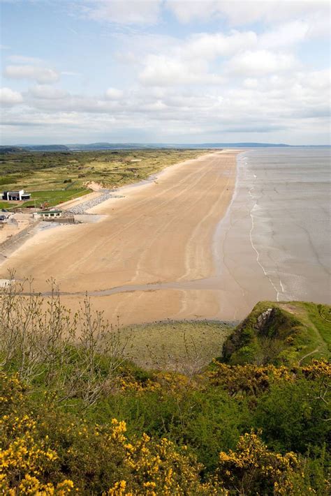 12 of the best beaches in Wales | Wales beach, Beaches in the world ...