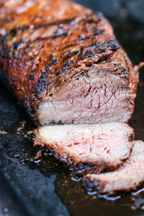 GRILL THIS: Santa Maria Tri Tip Roast (Grill/Big Green Egg) - Anna Vocino