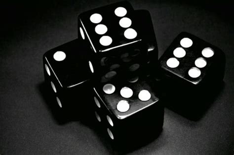 Dice Wallpaper 4k